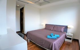 Apartemen 65 m² dengan 3 kamar tidur dan 3 kamar mandi pribadi di Bukit Bintang
